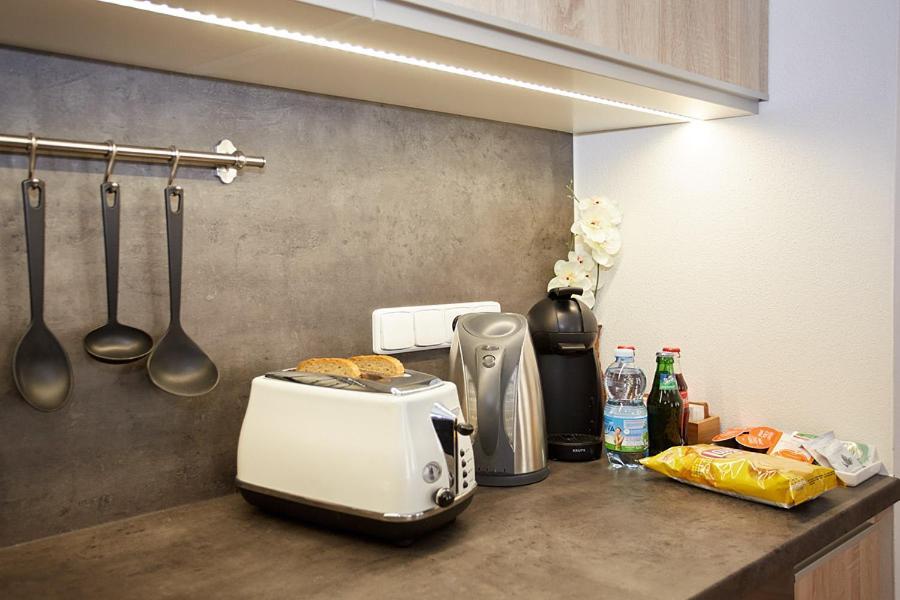 Apartment Rezidence - Javor & Wellness เชเลซนารูดา ภายนอก รูปภาพ